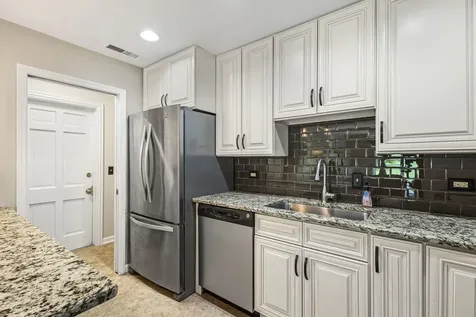 7323 Heritage Court Frankfort IL 60423