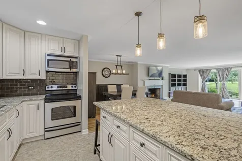 7323 Heritage Court Frankfort IL 60423