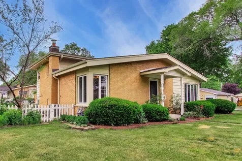 1501 East Fremont Street Arlington Heights IL 60004