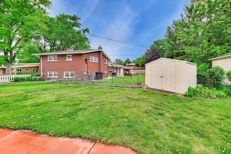 1501 East Fremont Street Arlington Heights IL 60004