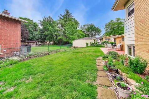 1501 East Fremont Street Arlington Heights IL 60004