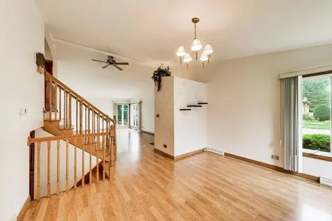 1501 East Fremont Street Arlington Heights IL 60004