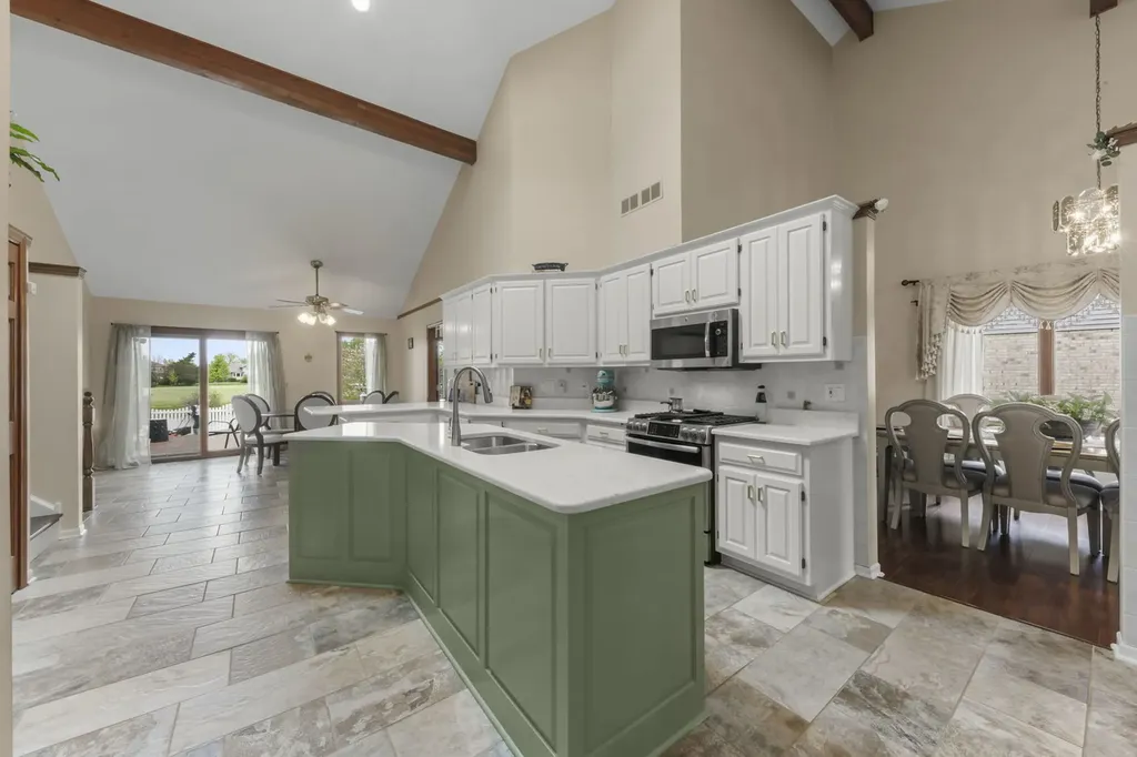 9040 Frances Lane Orland Park IL 60462