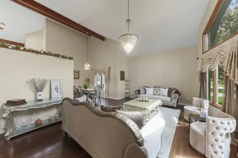 9040 Frances Lane Orland Park IL 60462