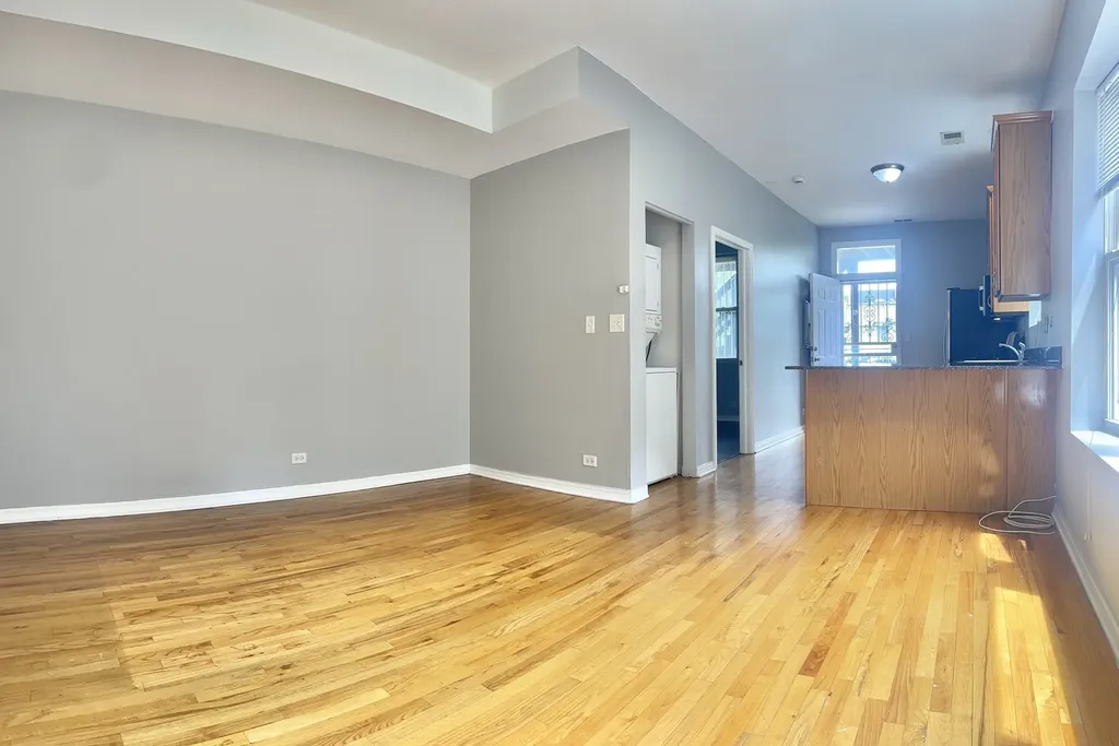 4451 South Indiana Avenue Chicago IL 60653