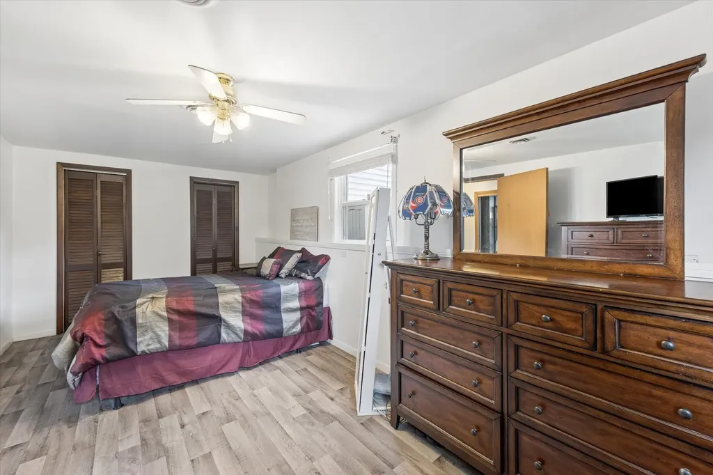 7329 Richmond Avenue Darien IL 60561