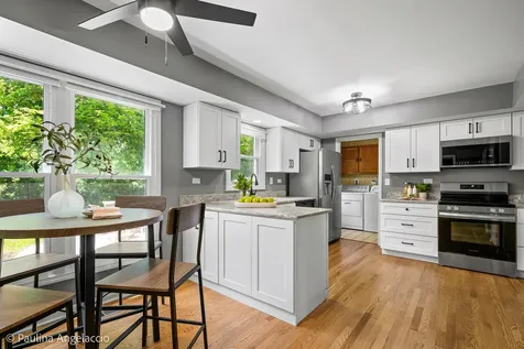 521 North Ela Road Barrington IL 60010