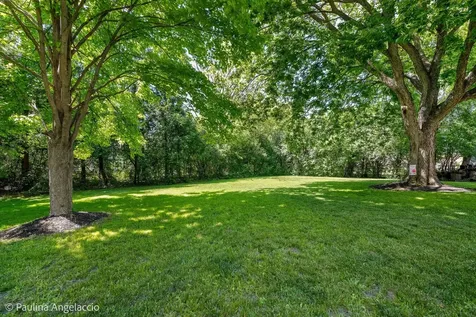 521 North Ela Road Barrington IL 60010