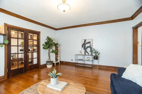 1113 Holley Court Oak Park IL 60301
