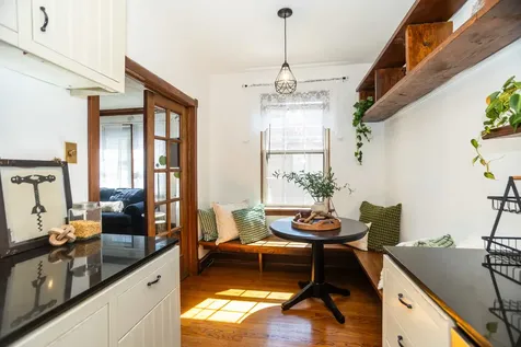 1113 Holley Court Oak Park IL 60301