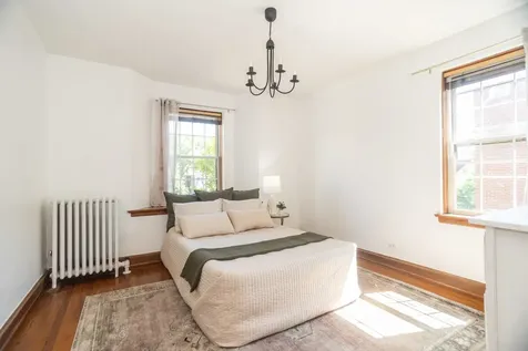 1113 Holley Court Oak Park IL 60301