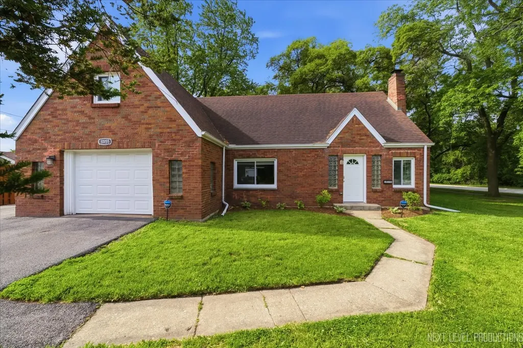 10155 Ivanhoe Avenue Schiller Park IL 60176