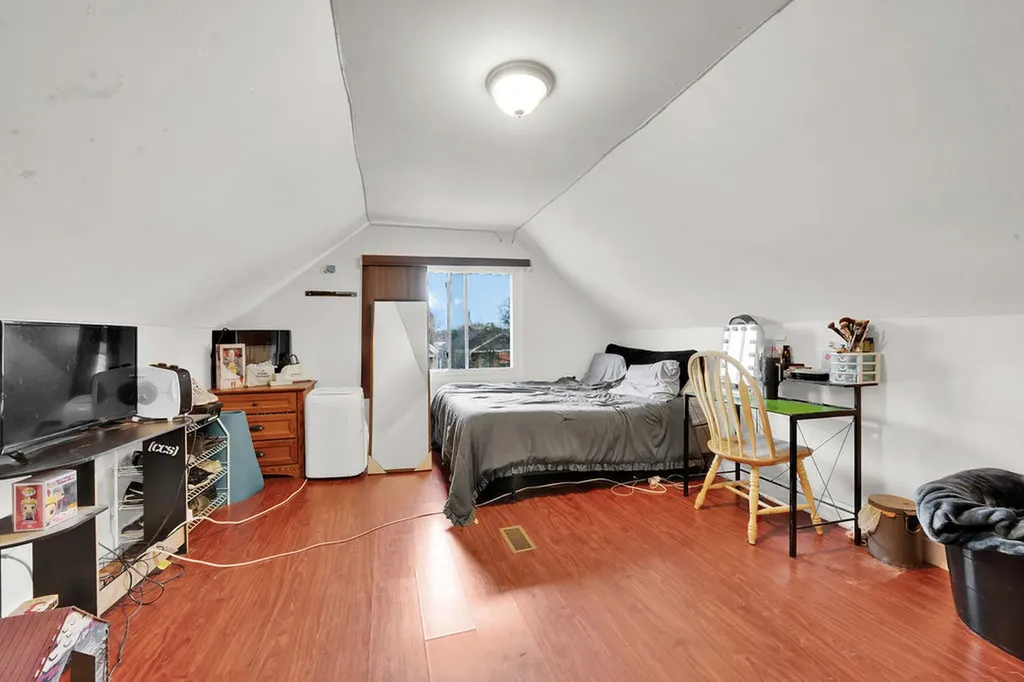 7234 South Ridgeway Avenue Chicago IL 60629