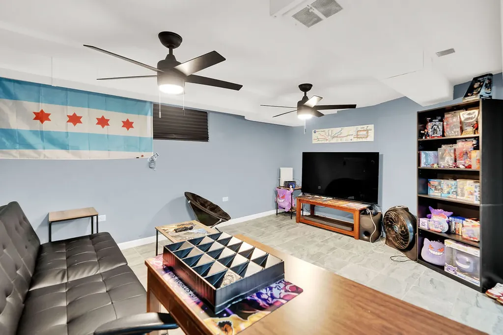 7234 South Ridgeway Avenue Chicago IL 60629