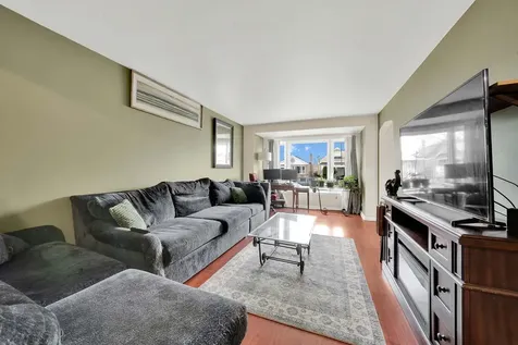 7234 South Ridgeway Avenue Chicago IL 60629