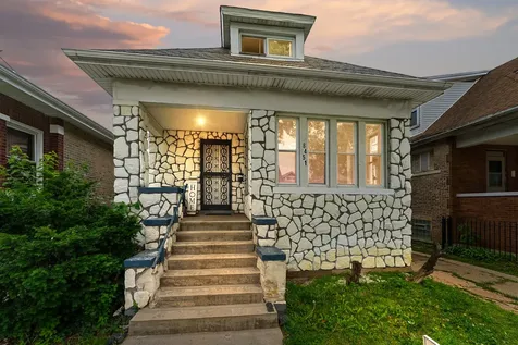 8451 South May Street Chicago IL 60620