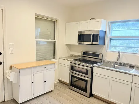 8451 South May Street Chicago IL 60620