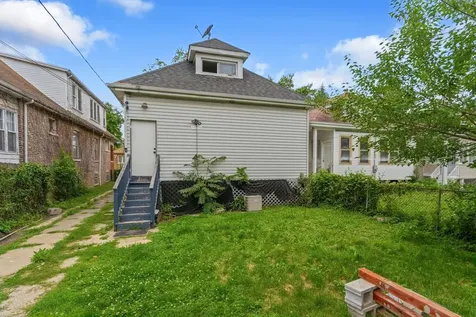 8451 South May Street Chicago IL 60620