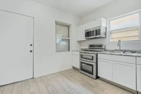 8451 South May Street Chicago IL 60620