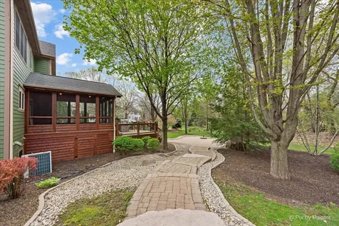 7645 Farrell Drive Lakewood IL 60014