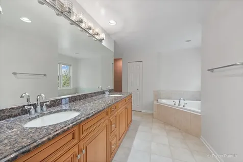 7645 Farrell Drive Lakewood IL 60014