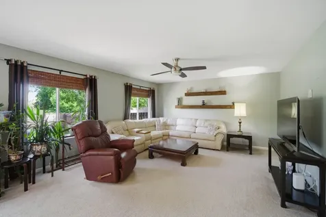 843 Brahms Road Volo IL 60073
