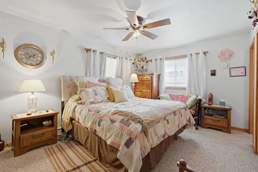 1410 Austin Avenue Aurora IL 60505