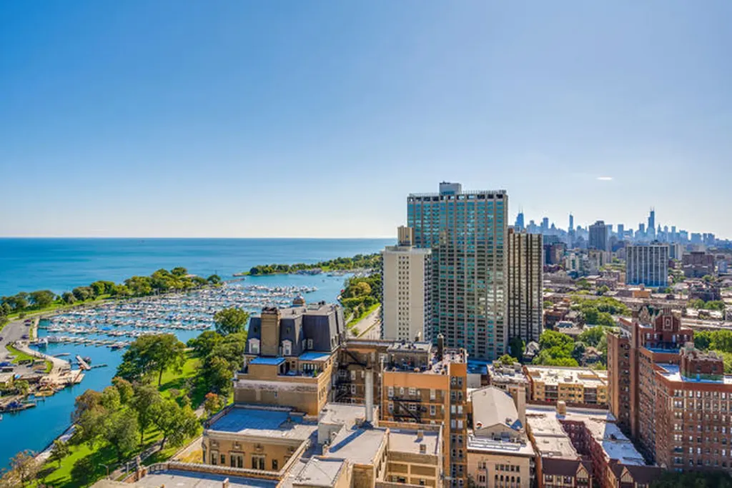 3550 North Lake Shore Drive Chicago IL 60657
