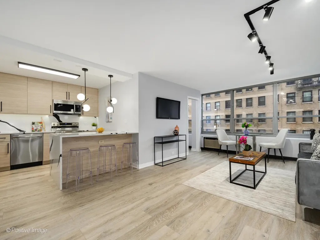 3550 North Lake Shore Drive Chicago IL 60657