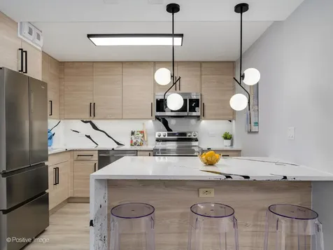 3550 North Lake Shore Drive Chicago IL 60657