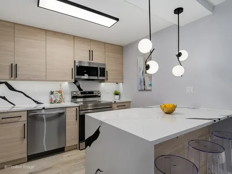 3550 North Lake Shore Drive Chicago IL 60657