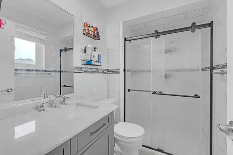 11020 Raleigh Street Westchester IL 60154
