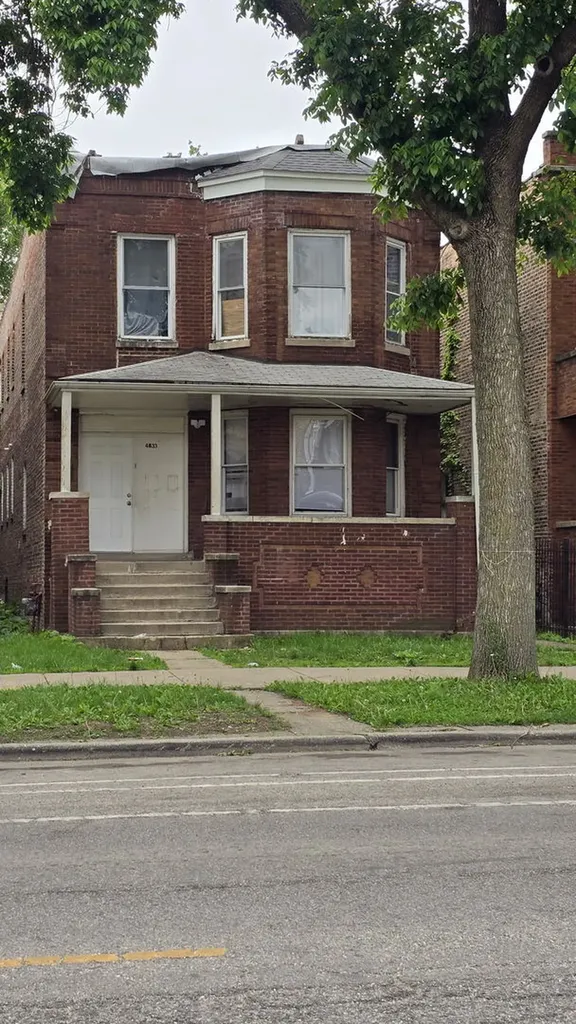 4833 West Washington Boulevard Chicago IL 60644