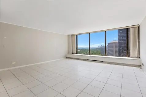 5455 North Sheridan Road Chicago IL 60640