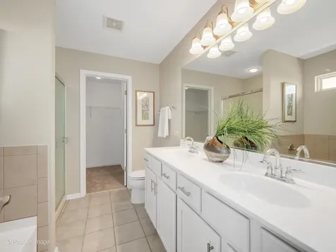 1810 Wild Rose Trail Joliet IL 60431