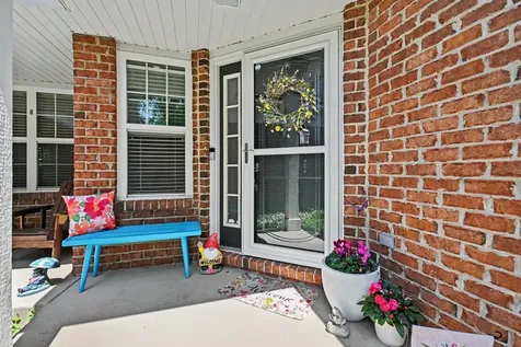 1102 Iron Horse Court Elgin IL 60124