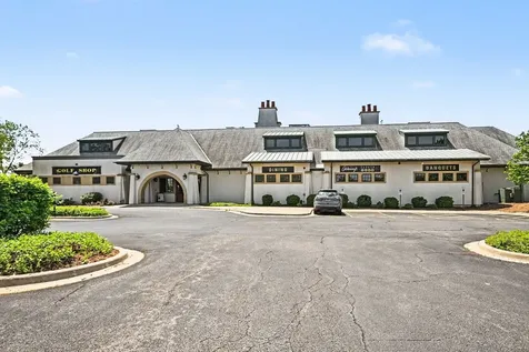 1102 Iron Horse Court Elgin IL 60124
