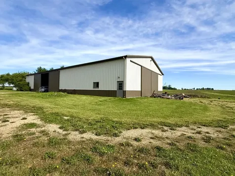 704 Carnahan Road Compton IL 61318