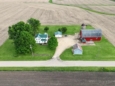 15331 West Harper Road Forreston IL 61030