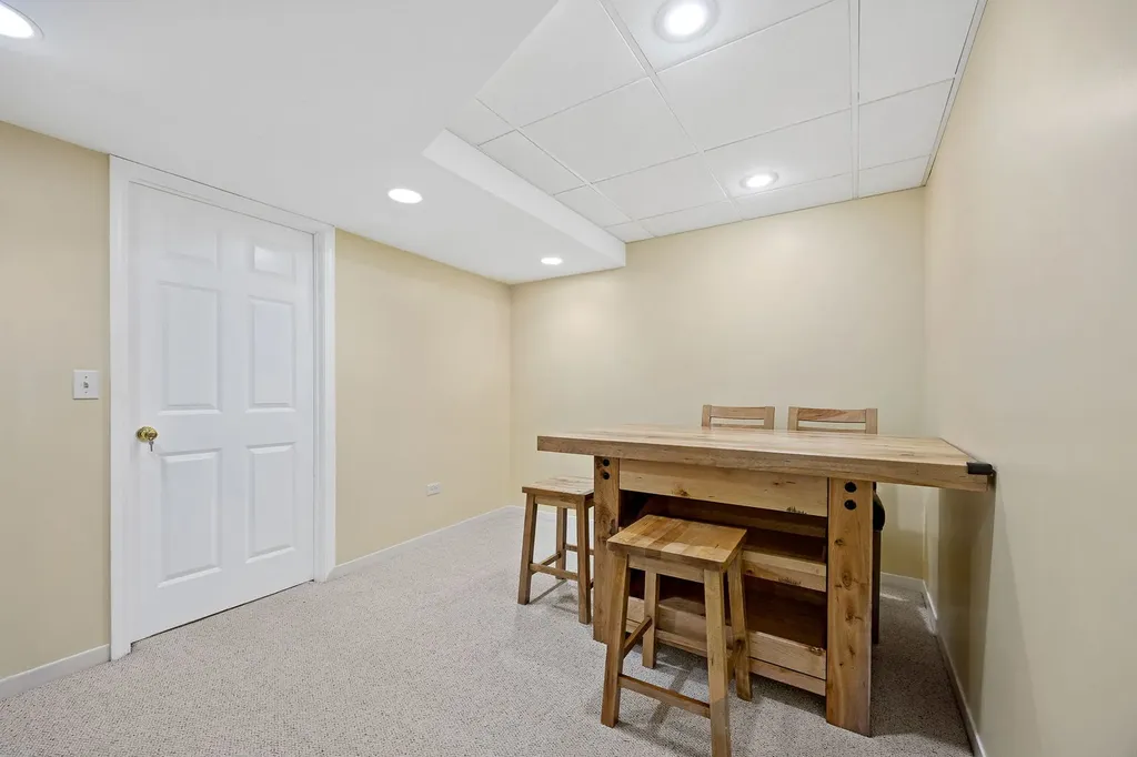 3415 Rosecroft Lane Naperville IL 60564