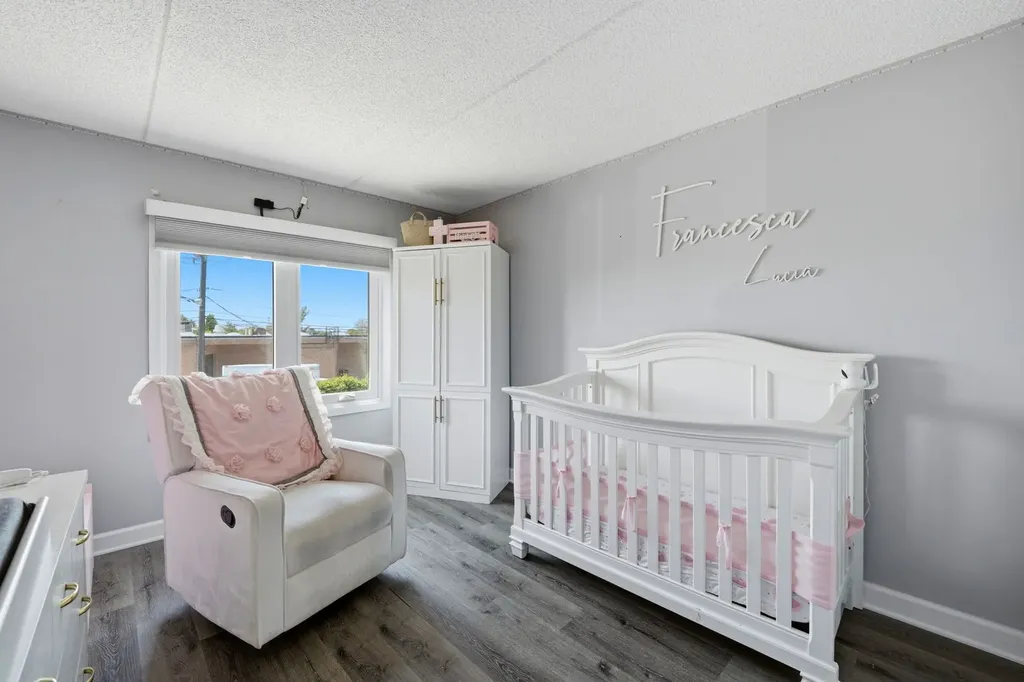 4100 North Neenah Avenue Chicago IL 60634