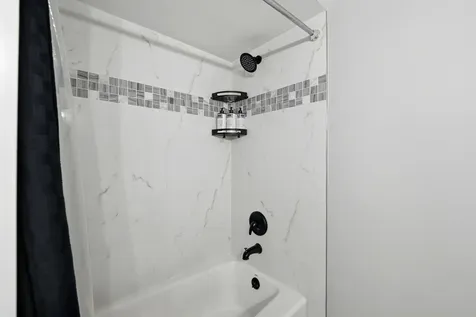 4100 North Neenah Avenue Chicago IL 60634