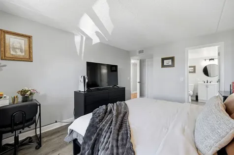 4100 North Neenah Avenue Chicago IL 60634