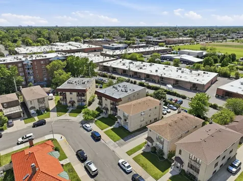 4100 North Neenah Avenue Chicago IL 60634