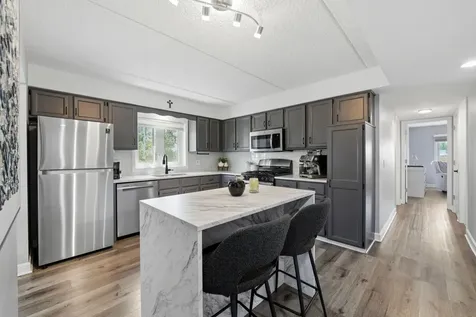 4100 North Neenah Avenue Chicago IL 60634