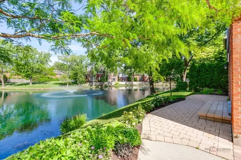 1066 Franz Drive Lake Forest IL 60045