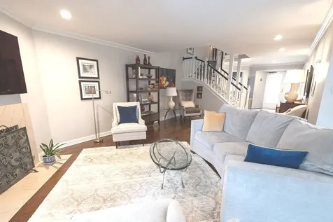 1066 Franz Drive Lake Forest IL 60045