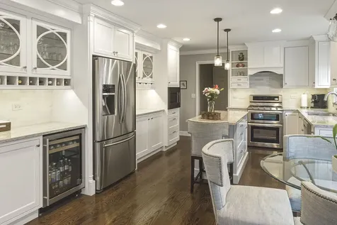1066 Franz Drive Lake Forest IL 60045