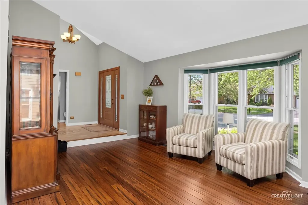 1234 Oakton Lane Naperville IL 60540