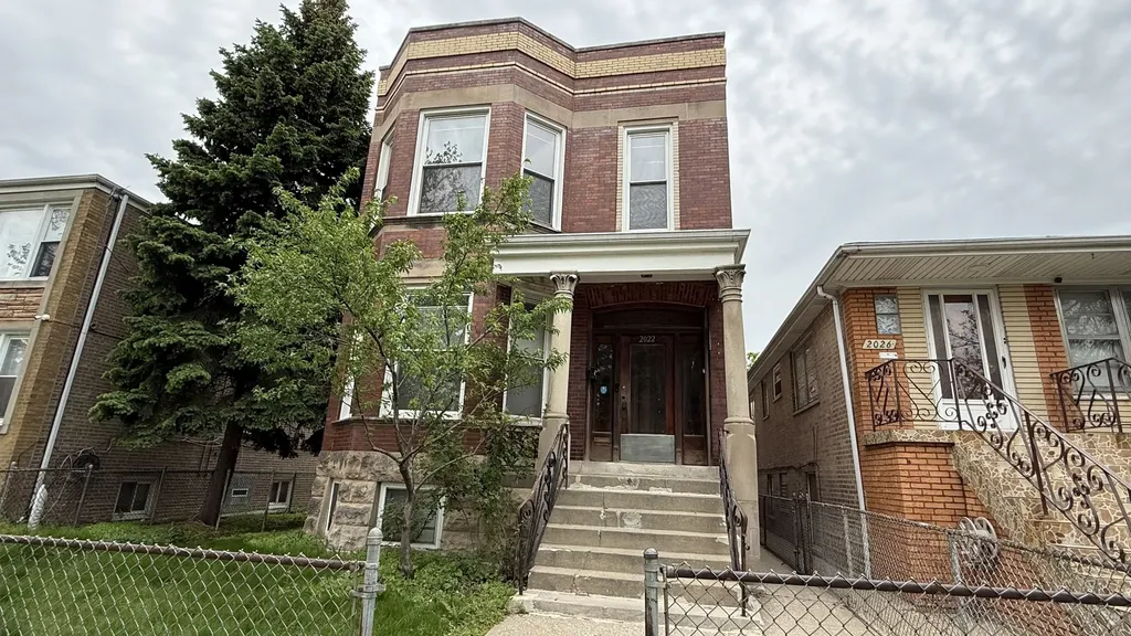 2022 North Lawler Avenue Chicago IL 60639